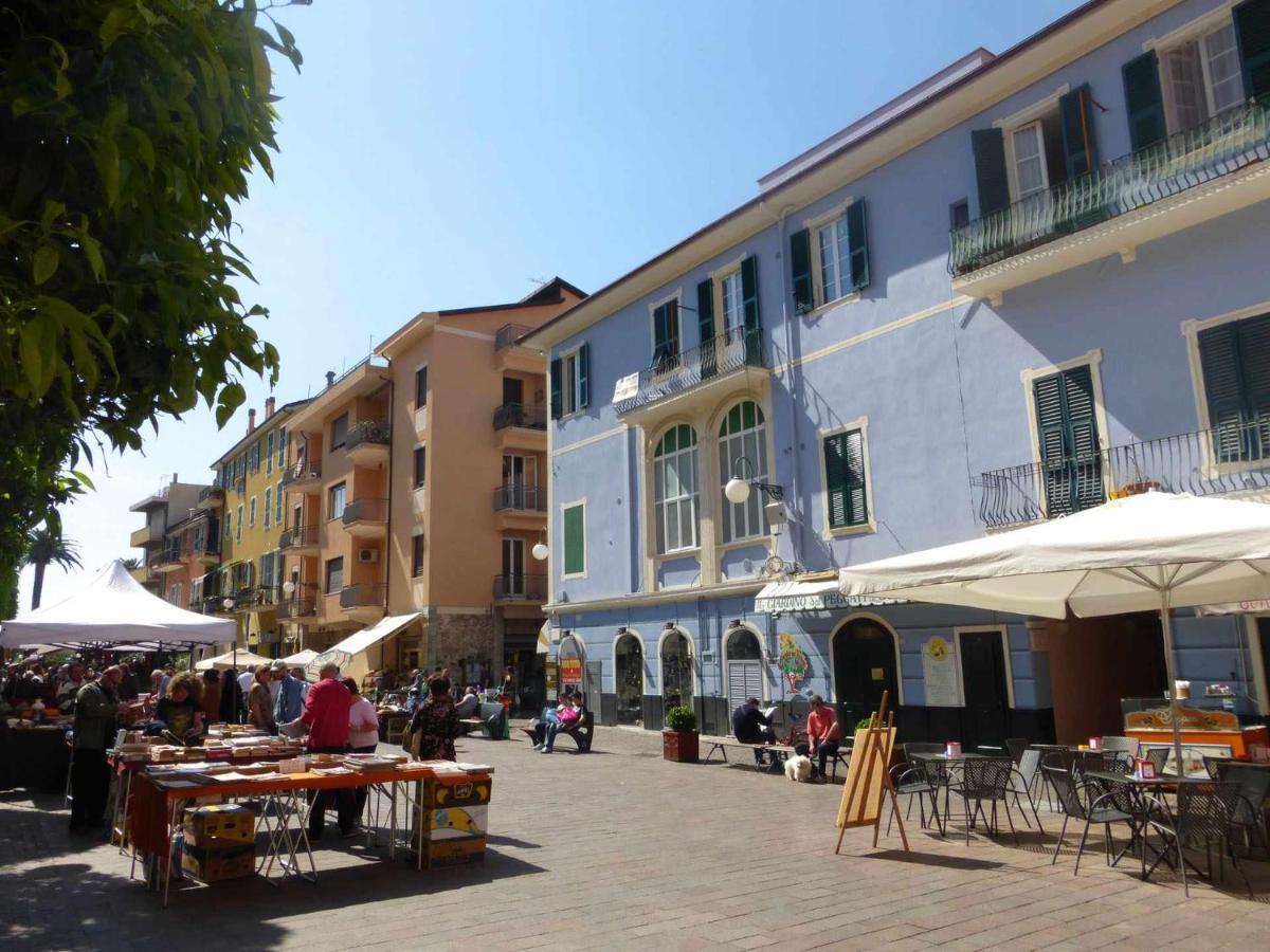 Cipriani 5 Rivieraholiday Pietra Ligure Exteriör bild