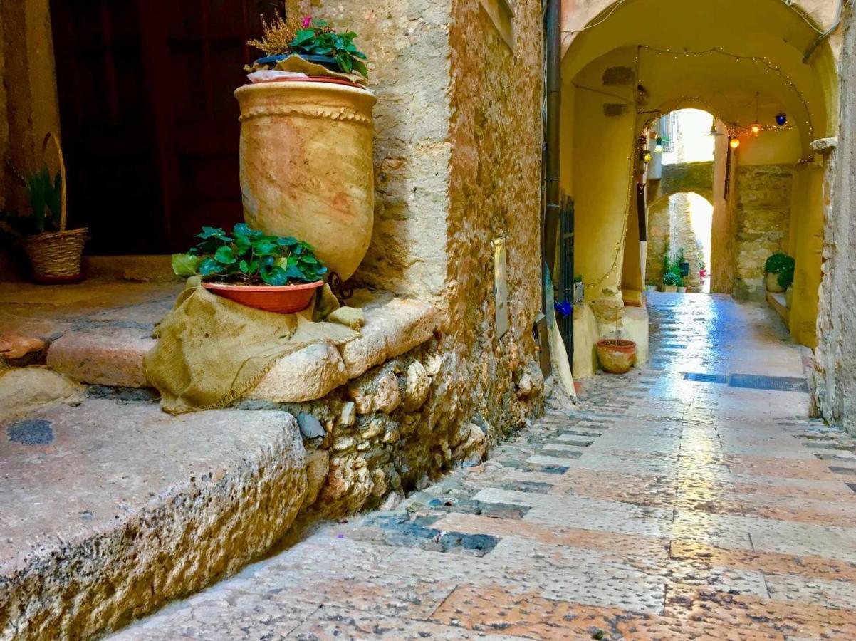 Cipriani 5 Rivieraholiday Pietra Ligure Exteriör bild